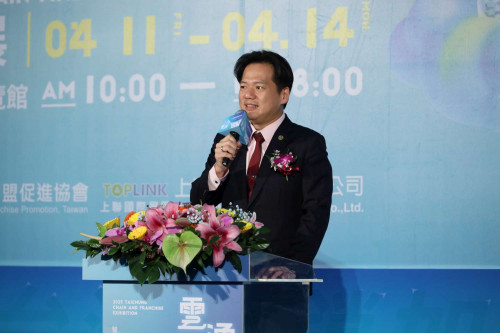 台灣連鎖加盟創業展登場　代理竹市長邱臣遠：攜手台灣連鎖業共推經濟發展