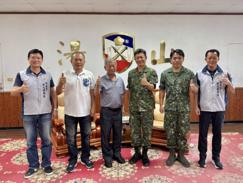 里港文富食品敬軍團慰勞國軍 感謝官兵守護家園