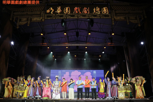 明華園睽違10年金門首演《貓神》 華麗視覺饗宴撼動萬名鄉親
