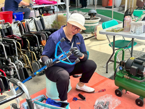 臺南推動災後暖心行動 輔具重生社區陪伴雙軌並行