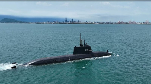 台船公司：「海鯤軍艦」浮航測試正常、無滲水情形