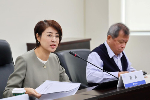 許淑華宣布 草屯九九峰氦氣球樂園預計明年2月開園