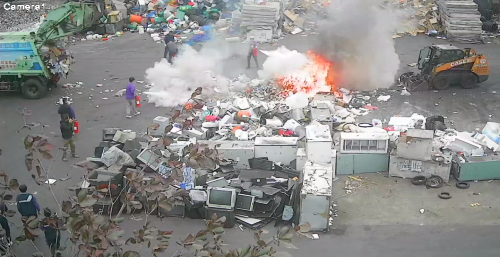 鋰電池回收直接丟垃圾車引火災！消防局籲9注意降低風險