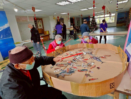 佳里榮家春節音樂遊戲繽紛登場 住民歡聚熱鬧迎新年