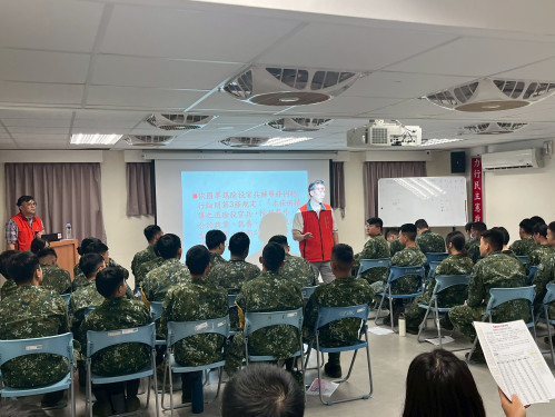屏東榮服處前進營區宣導 協助退除役官兵職涯規劃