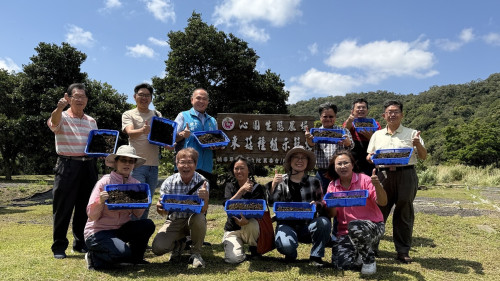上帝的眼淚 從雲端到田間農場 空姐打造有機雨來菇傳奇