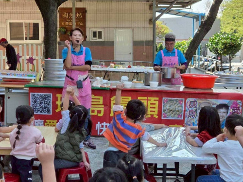臺南愛心饅頭環島傳幸福 溫暖高雄榮家教保童心
