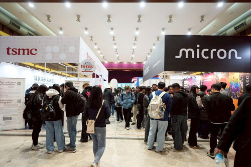 逢甲大學校園徵才 千大企業與台積電入校徵才