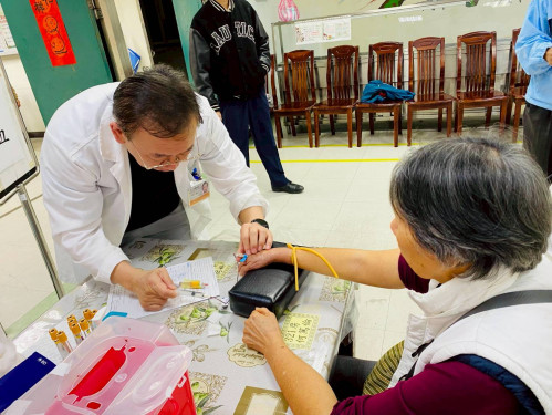 花蓮榮家一站式健檢 北榮鳳林院醫護進駐 守護長者健康