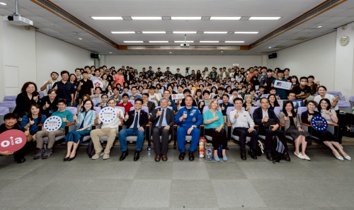 NASA太空人林琪兒現身成大講座爆棚 航太衛星研發實力見真章