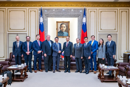 立法院院長韓國瑜接見美國智庫「哈德遜研究所」、「保衛民主基金會」及「胡佛研究所」學者訪問團一行