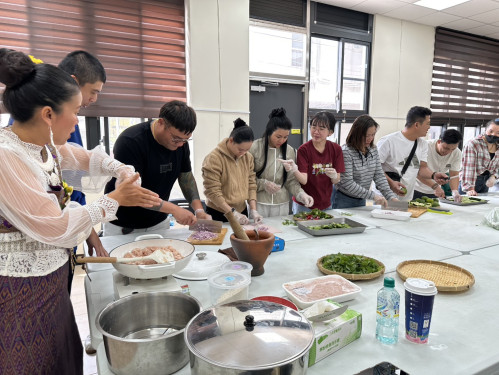 臺南移民署文化講座 新住民迎泰國撥水節「辣」出好運