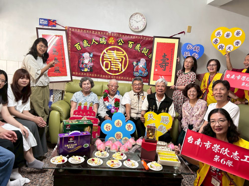百歲榮民吳金榮爺爺紀壽 臺南榮服處溫馨慶生