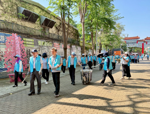 臺鹽健走清掃護鄰里 走出辦公室愛地球