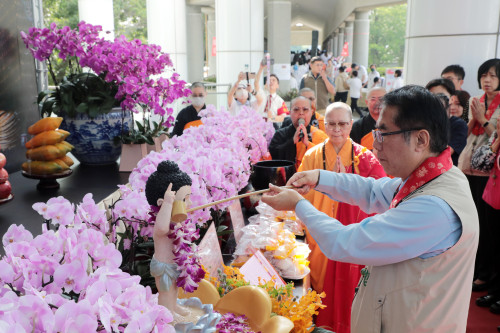 佛光山南台別院浴佛園遊會 祈福傳遞善的力量