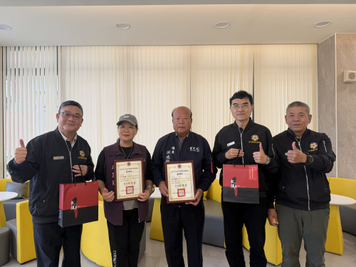 金門榮服處感謝議員洪成發、許玉昭響應榮民向學子女認養