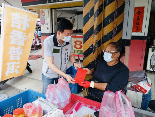 南市軍人服務站至佳里慰問官兵眷屬