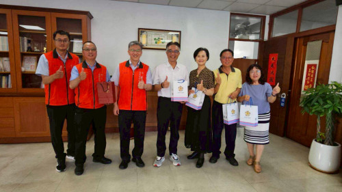屏東榮服處落實安心御老 結合郵務士即時關懷防線