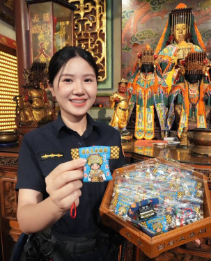 府城媽祖×警察最暖聯名！雙層守護小神衣限量登場