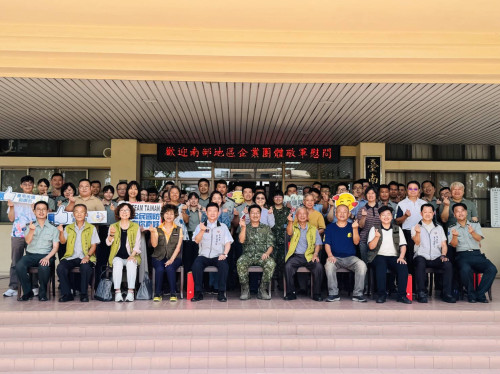 里港企業端節前臺南敬軍慰訪 感謝國軍捍衛社稷 守護家園