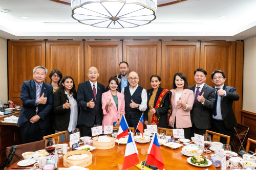 立法院韓國瑜院長款宴「法國國民議會外交委員會書記游蘇法（Estelle Youssouffa）訪團」一行