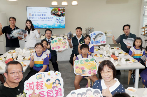 臺南力推「享當季、食在地」與學童共享臺灣鯛芒果午餐 