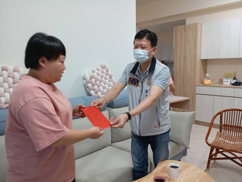 南市軍人服務站慰問住院國軍士官