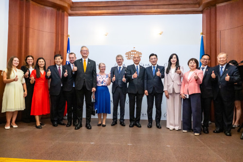 立法院韓國瑜院長接待捷克參議院議長韋德齊（Miloš Vystrčil）訪問團一行