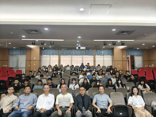 金大智慧全齡照護與永續食養創新研討 產官學開講引領健康新浪潮