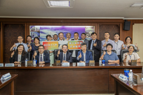 嘉藥×新營醫簽署MOU 培育健康專業人才
