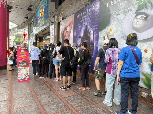 豐原太百35週年慶開跑 7重好禮、41％回饋　攜手臺中女中樂隊為旺季揭幕