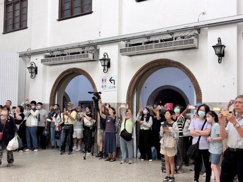 國樂在百年車站響起「樂・驛」奏響臺南下一段旅程