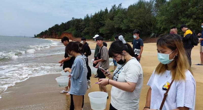 推廣永續海洋觀念 金大辦魚苗放流