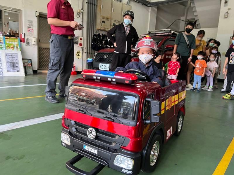 「童心協力」迪士尼共學團的防火之旅