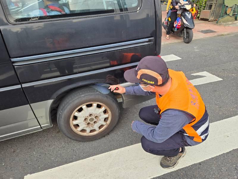 守護學子通勤安全 嘉義所加強交通車稽查