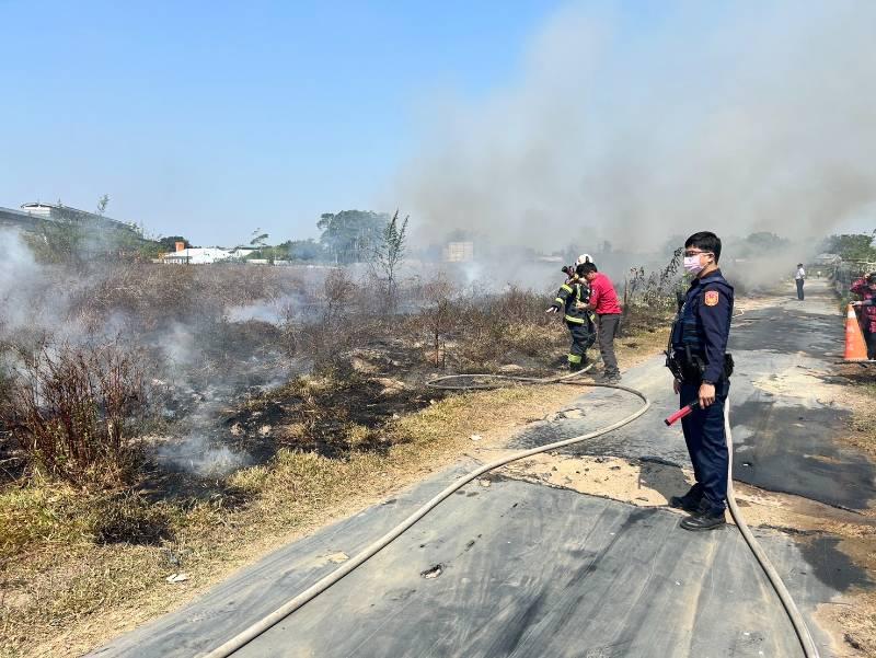 橋頭區農地燃燒火勢撲滅後  發現一具男性焦屍