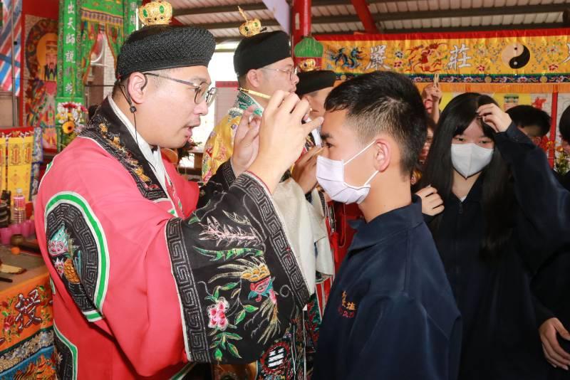 鹽水武廟文昌祭 13所學校學子祈福考試皆順利