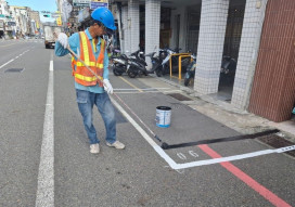 南市重新調整停車格位尺寸 交通局持續盤點檢討