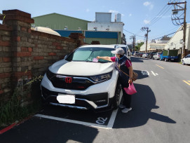 鶯歌、中和、汐止及蘆洲等部分路段路邊汽、機車停車格