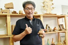 勞動部創業貸款助65歲電腦繪圖講師轉行當木工圓夢