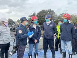 竹市香山工廠火警市府迅速應變　秘書長視察災後復原督促強化安全管理