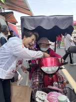 母親節前夕 立委陳亭妃市場送暖　展現地方溫情與國會戰力雙重形象