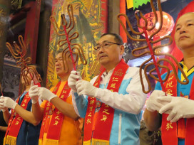 媽祖聖誕千秋 侯友宜赴貢寮參拜 祈求國泰民安