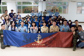 新北市攜手三軍推動就業自立專案 海軍戰隊長現身說法 向有志青年招手
