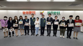 南市防詐宣導巡迴列車啟動，市長讚許並表揚攔阻、破案有功人員