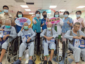 嘉義榮服處慰問灣橋住院榮民 端節關懷愛無限