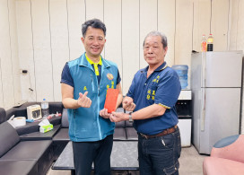 苗栗榮服處感謝竣旭公司施賜東董座長捐助向學子女認養金