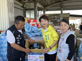 丹娜絲離台一周，台南部分災區待恢復，立法委員陳亭妃助力救援
