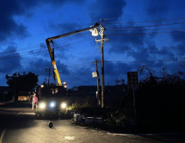 台電搶修日以繼夜 抓緊時間全力復電
