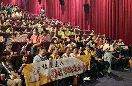新北市教育局攜手公會舉辦「進城看電影」活動 六校師生走進戲院體驗推理魅力